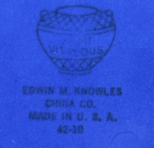 Edwin M Knowles Dinner Plate Solid Blue Vintage 1942 Made In Chester, WV USA - Picture 10 of 14