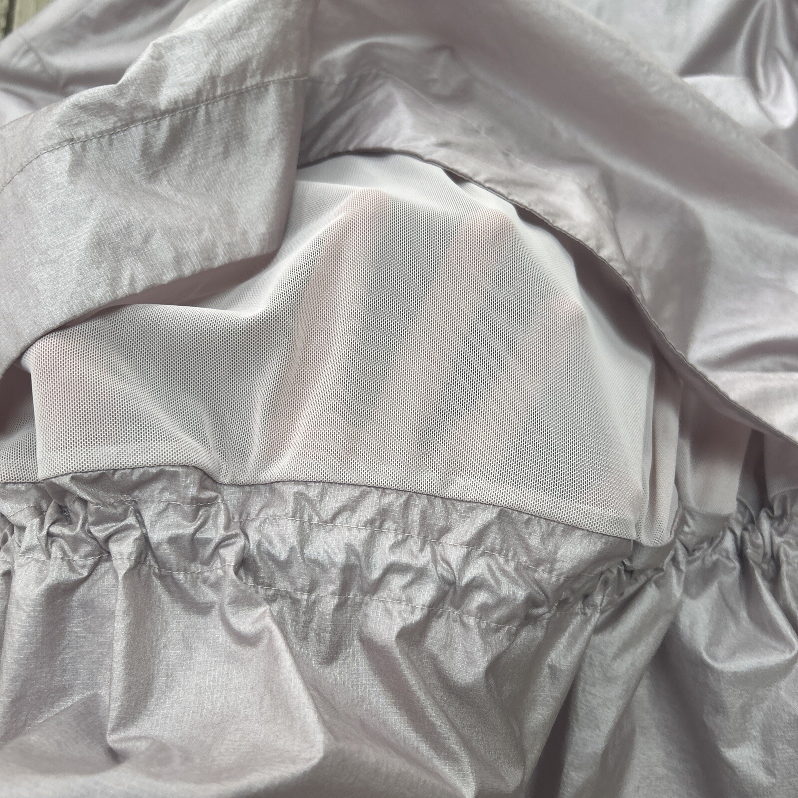 Under Armour Impasse Synch Wind Jacket Women's Si… - image 11