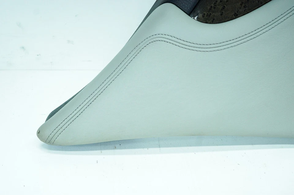 07-12 雷克萨斯 LS460 轿车原始设备制造商左后驱动器内部装饰门板灰色 5088 — 第 2/4 张图片