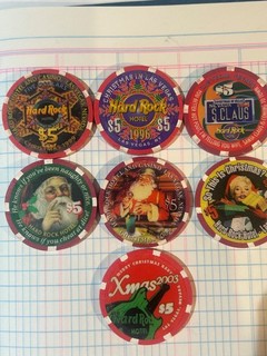 Large lot 7 HARD ROCK $5 casino chips CHRISTMAS SANTA CLAUS related