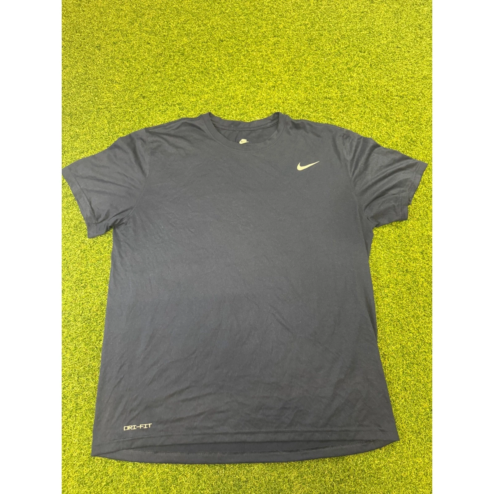 Nike Dri-FIT Mens XL Navy Blue Short Sleeve Performance Training T-Shirt