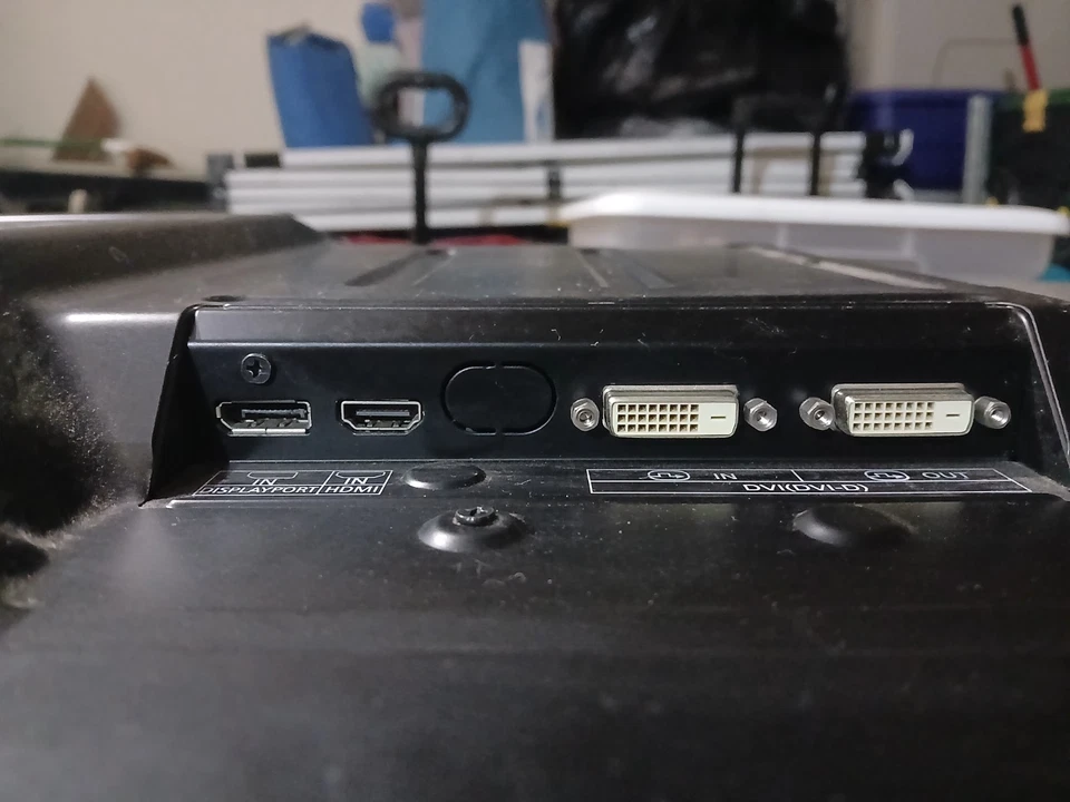 NEC V323-2 32" High-Performance LED-Backlit Commercial-Grade Display - Image 4 of 4