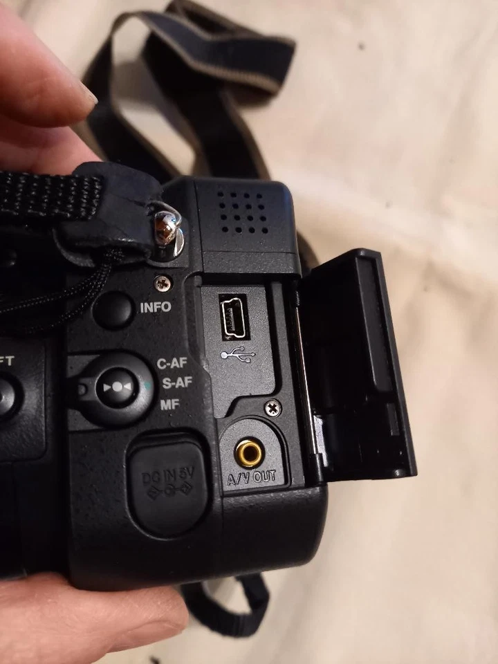 Fujifilm FinePix S7000, photo 2 sur 5