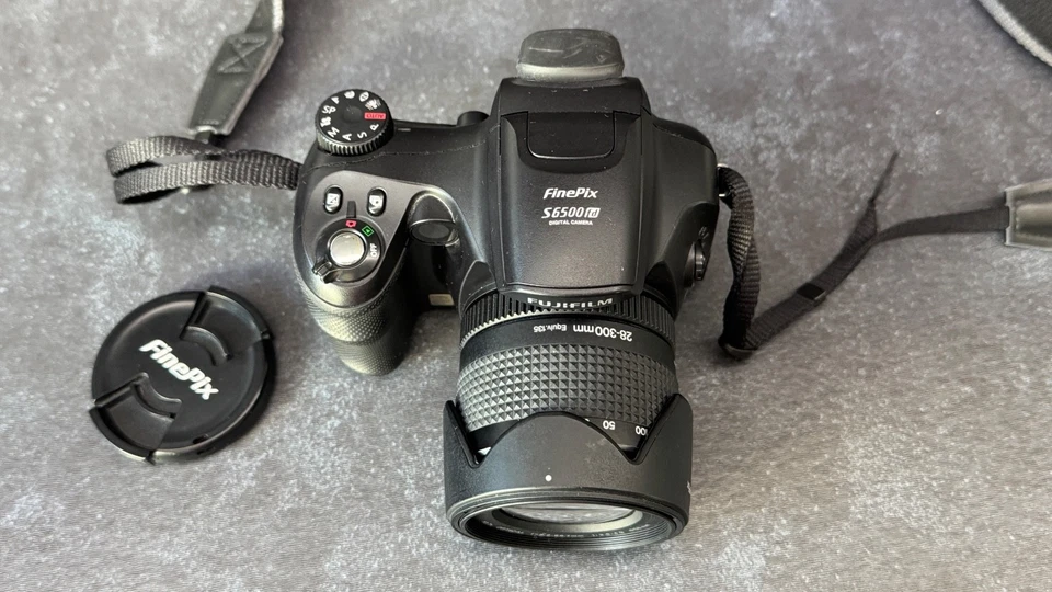 Fuji FinePix S6500fd Digital Bridge Camera 6.3MP, 28-300mm Zoom Lens refm, photo 3 of 5