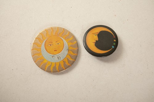 Sun & Moon 1980s Pinback Buttons (B4C-16/JSF6) Retro Hippy Mystical Tarot