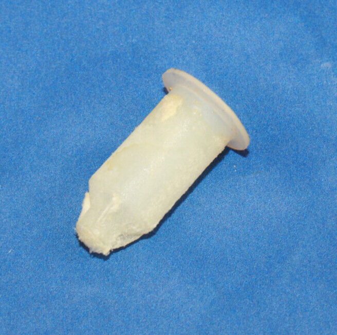 Whirlpool Refrigerator : Door Hinge Bushing (2262054 / WP2183003