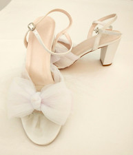 Davids Bridal Studios DB White Mavist Pleated Chiffon Bow Mid Heel Sandal Sz 7