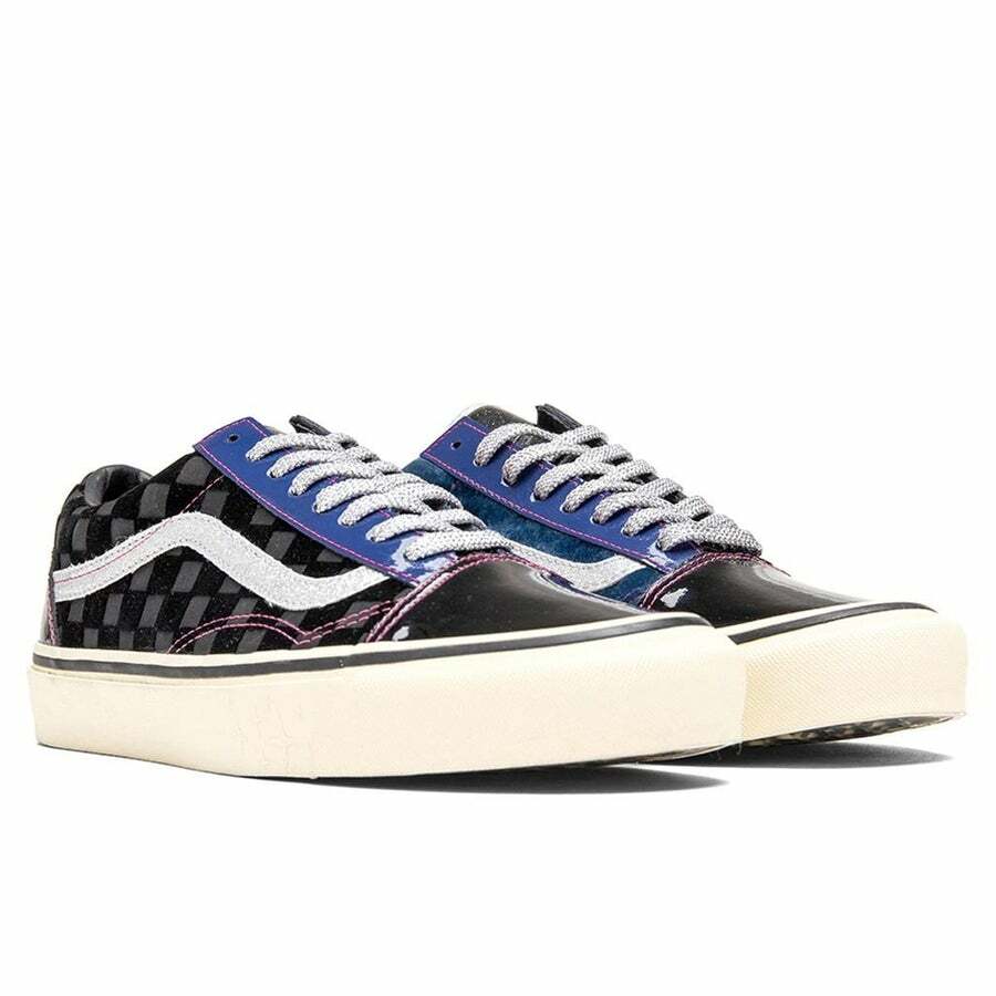 VANS VAULT  display picture 2