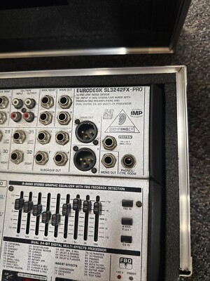 美品ミキサーケース　BEHRINGER SL3242FXPRO、SX3242FX用ミキサーケース｢RRSL3242｣ ROADREADY ( ロードレディー ) RRSL3242 SL3242FXPRO、SX3242FX用