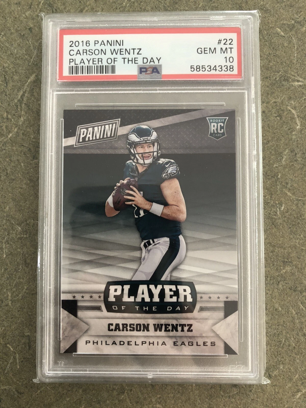 Carson Wentz Panini Player of the Day #22 Base