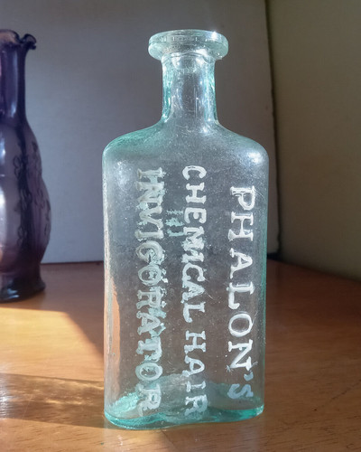 PHALON'S CHEMICAL HAIR INVIGORATOR N.Y.EARLY OPEN PONTIL 1850s CRUDE HAIR BOTTLE