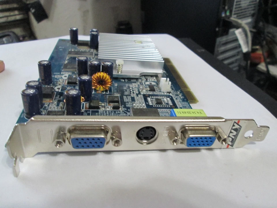 PNY VCGFX522PPB GeForce FX 5200 DDR 256Mb Dual VGA PCI Video Graphic Adapter - Image 3 of 4