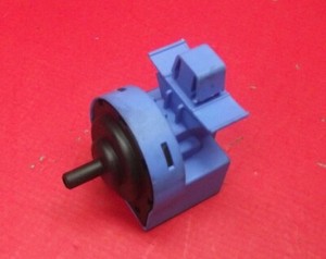 Waschmaschine ZANUSSI ZWF71443W DRUCKSCHALTER