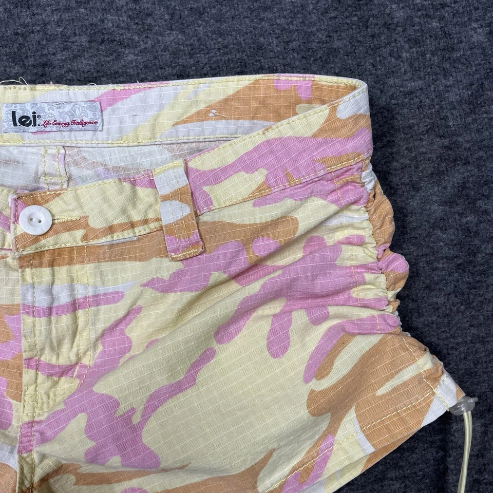 Y2K LEI Shorts Size 7 Yellow Pink Camo Ripstop Low Rise Cinch Legs 2.5” Inseam - Image 3 of 4