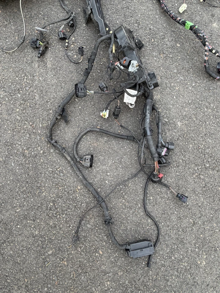 2012-2015 VOLKSWAGEN PASSAT 1.8L AUTOMATIC Wire Harness OEM - Image 3 of 4