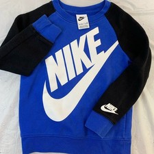 Nike Small Boy Sweatshirt Long Sleeve Multicolor