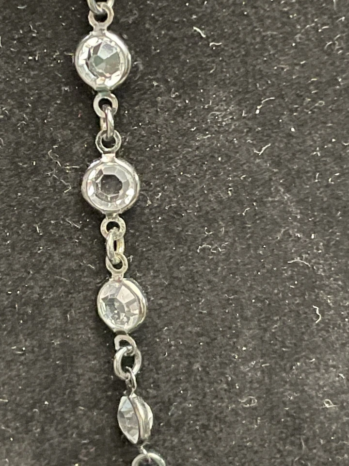 透明水晶边框站项链银色玻璃水钻链 18-20 英寸 — 第 2/3 张图片