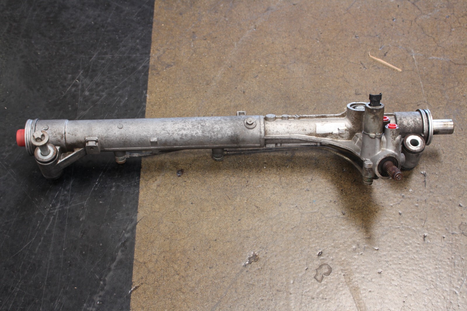 2015 Maserati Ghibli, Steering Gear Rack, Center Only, Used, P/N 670003956
