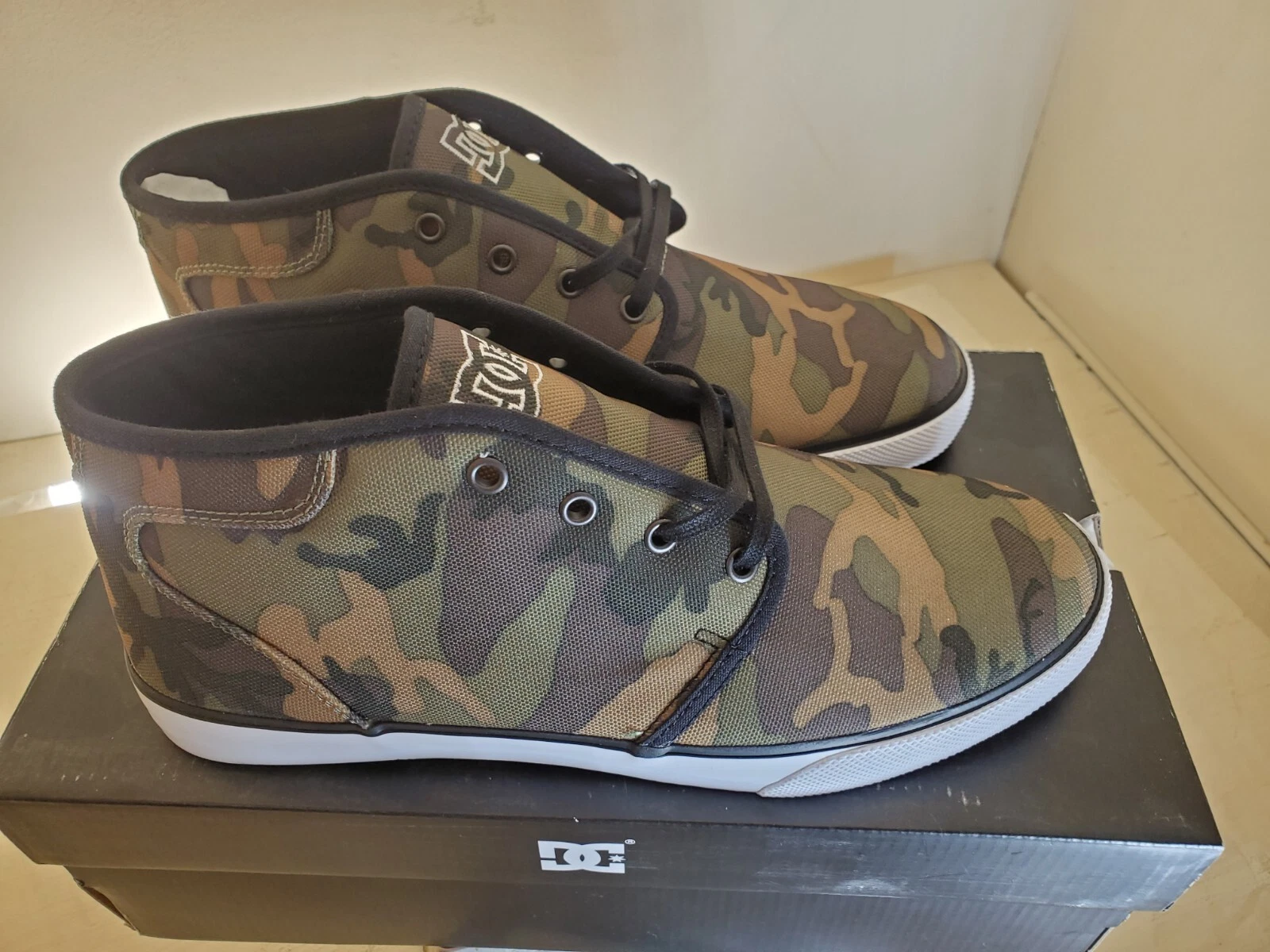 RARE CAMO DC Chaussures Studio Mid SP Chaussures de Skateboard Homme 9   Chukka Supreme Skate
