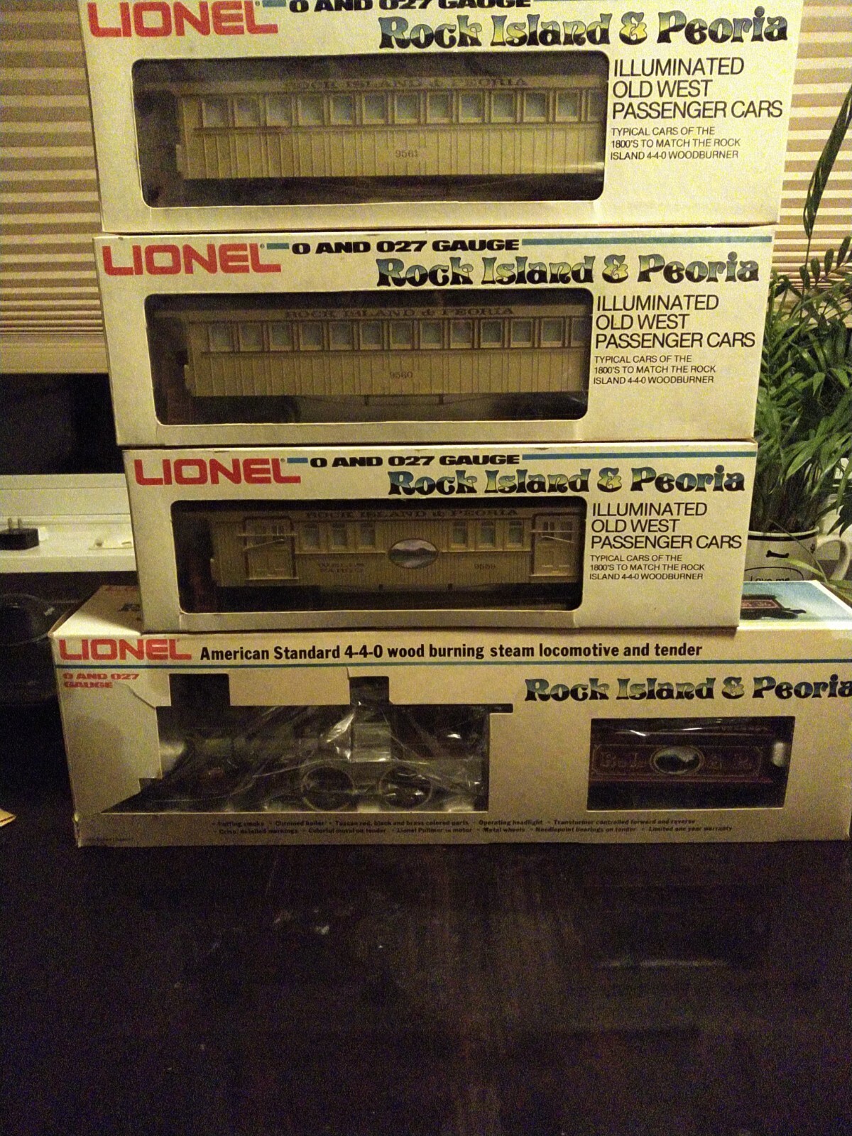 lionel rock island train set