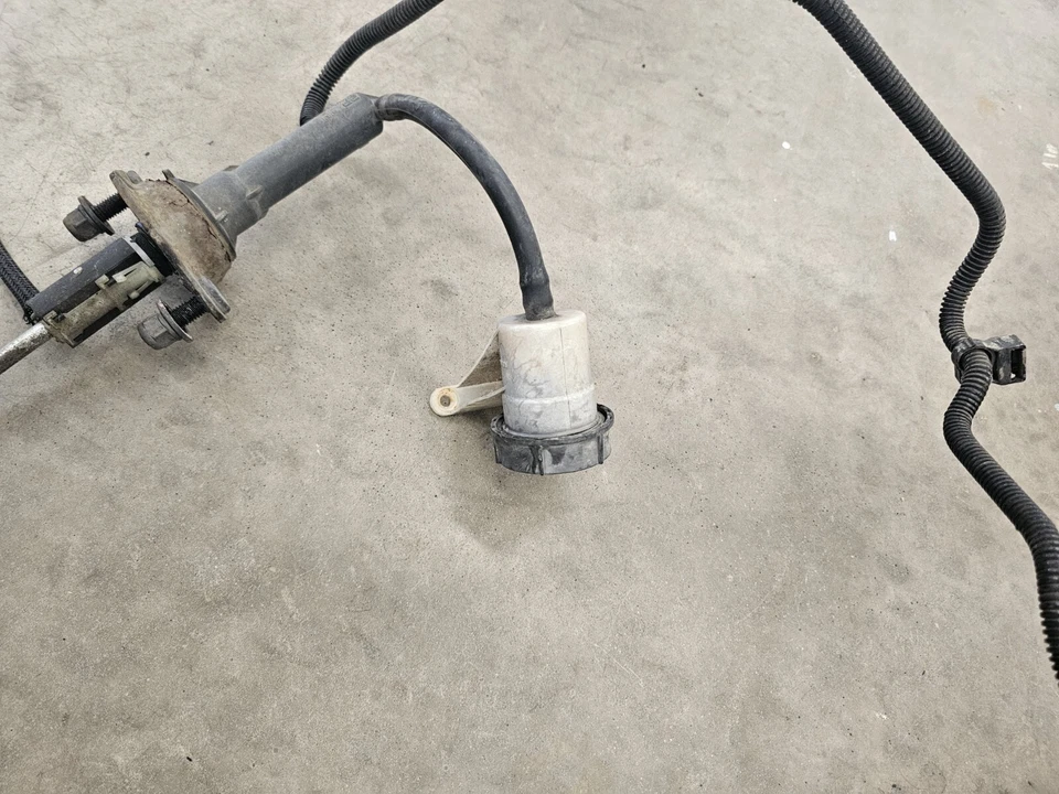 1999 Dodge Ram 1500 Clutch Master And Slave Cylinder With Linez OEM - Image 2 of 4