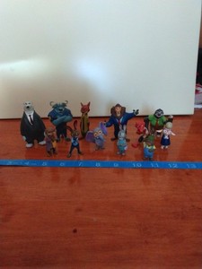 Disney Zootpia Characters. Set Of 12 Figures.