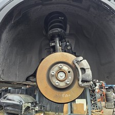 2017-2025 Volvo XC40 MK1 Front Right Suspension Leg 32246640 2.0 Petrol Auto