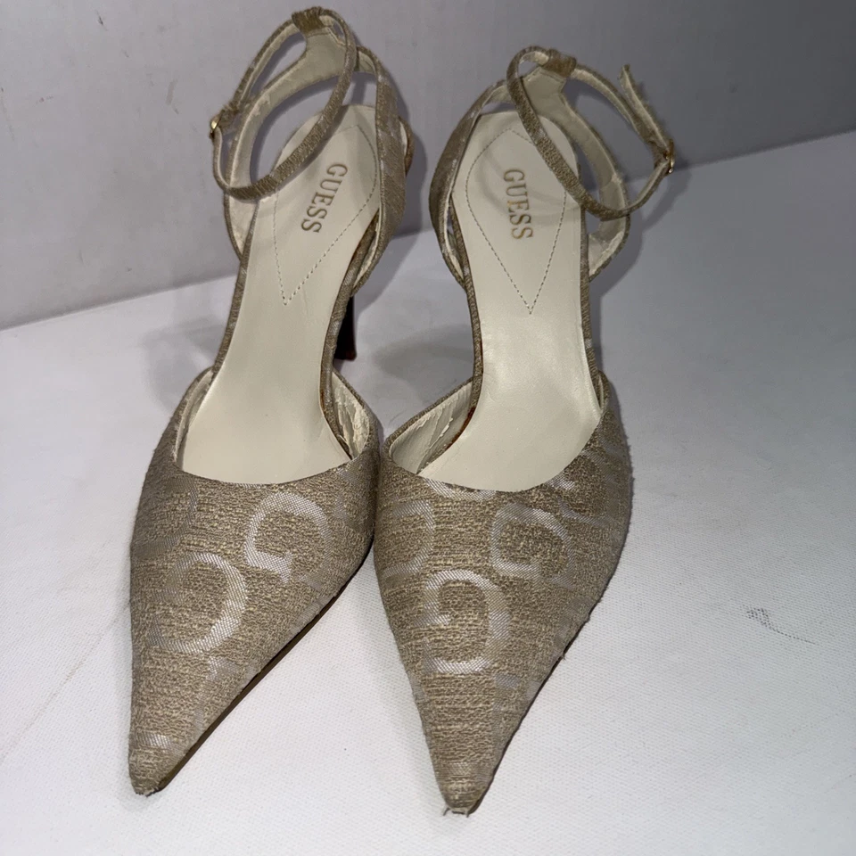 Guess Beige Monograma Bomba Tacones de aguja Correa para el tobillo Y2K De Colección Punta Talla 9 Foto 2 de 4
