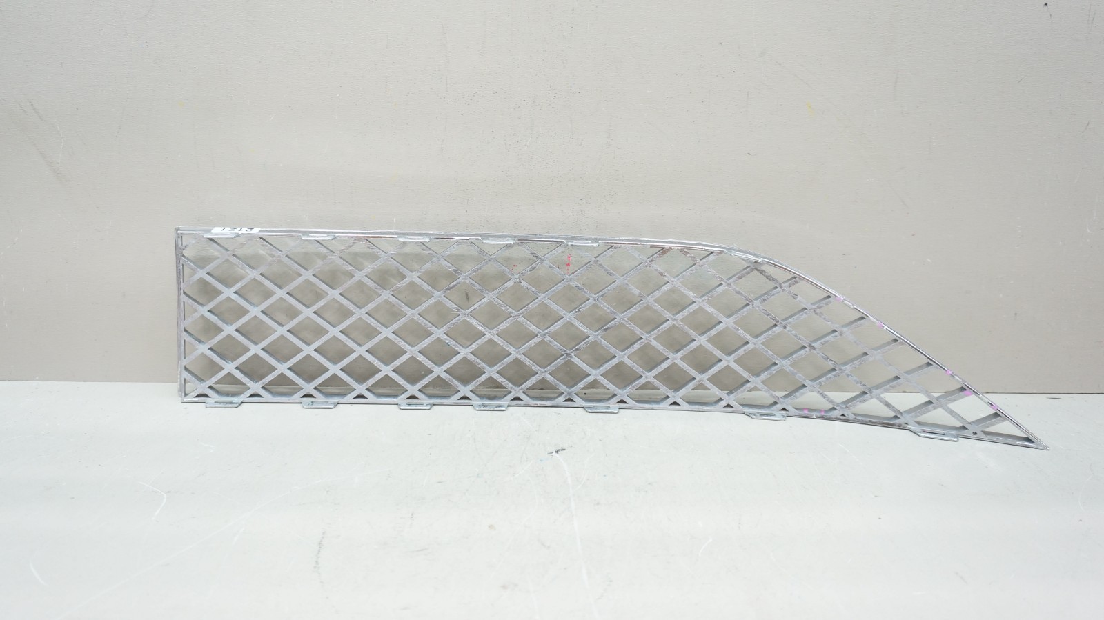 2020-2022 BENTLEY CONTINENTAL GT FRONT RIGHT PASSENGER SIDE BUMPER GRILLE OEM