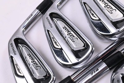 Titleist 714 AP2 Eisen / 4-PW / Stiff Flex Stahlschäfte