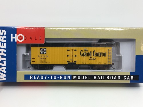 HO Walthers 932-60851 Santa Fe 40’ frigorífico de madera Boxcar ATSF #26085 ruedas de metal | Zustand: Used