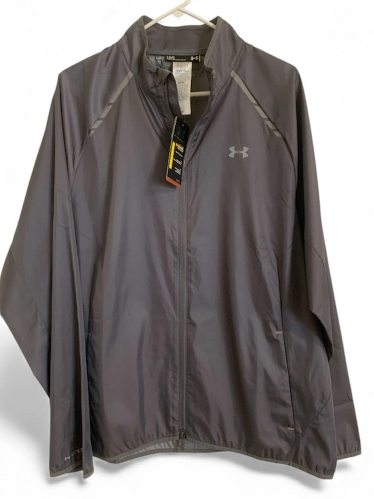 Under Armour Storm 3.0 Running Windbreaker Jacket Reflective Details Large NWT
Opens in a new window