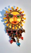 ~Lunch at the Ritz 2Go~ Crystal & Enamel~ Summer Fun Sun~ Brooch SIGNED ~