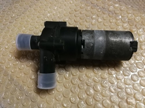 Umwälzpumpe Standheizung Bosch 392020034 Audi A4 8E Wasserpumpe Opel Saab VW