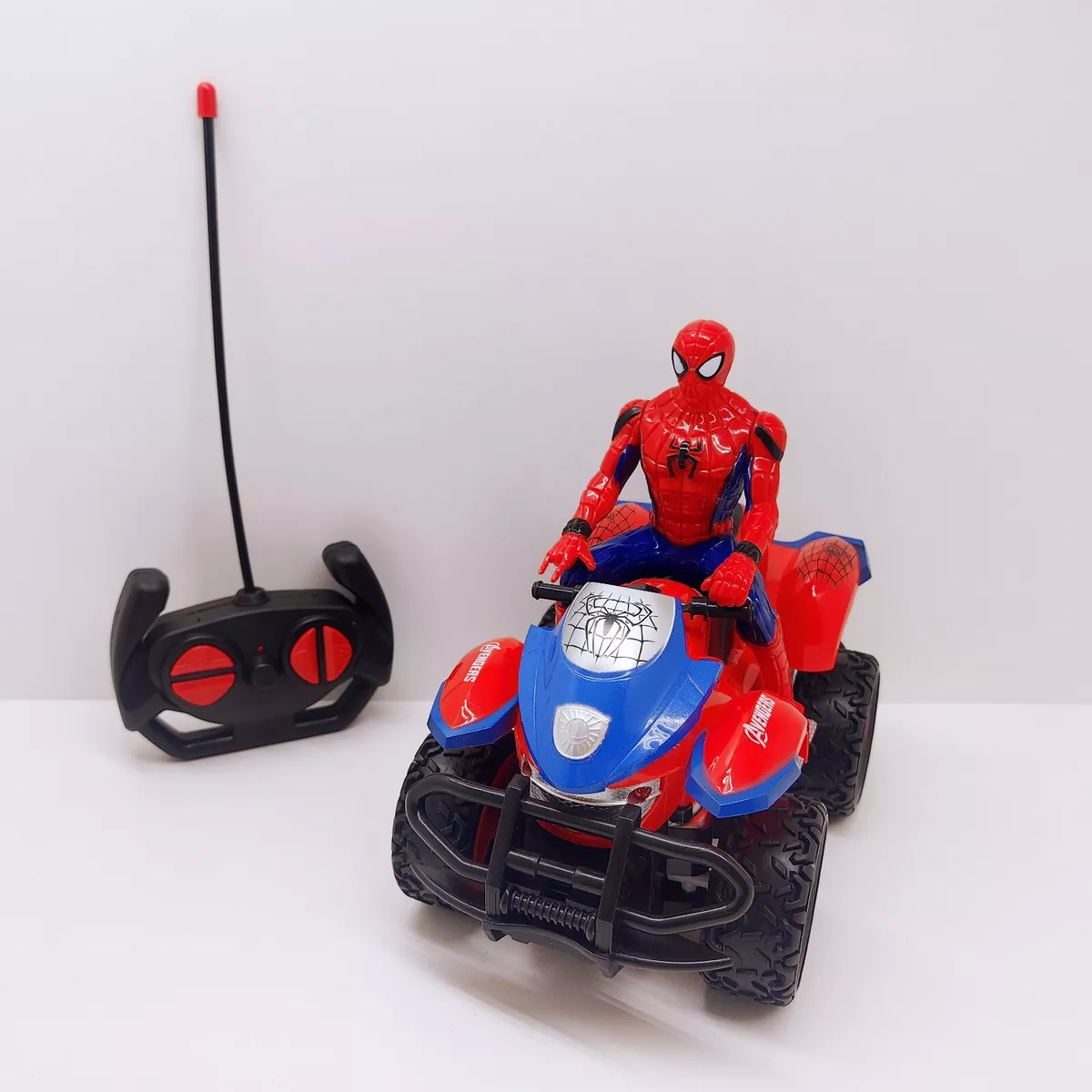 Súper Quad de radio control del Spiderman con mando a distancia.