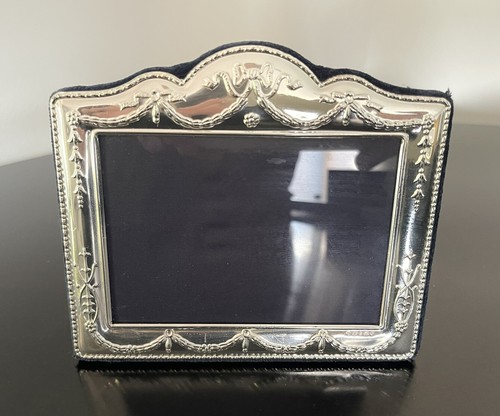 Englischer Sterling Silber Bilderrahmen 3,5” x 5” Foto Blau Samt