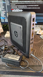 HP t630 Thin Client inkl. Netzteil RS 232 VGA LAN 8gb RAM / 256 GB Ssd