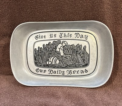 Pre Owned Wilton Give Us This Day Our Daily Bread Large Metal Pewter Tray 601009
