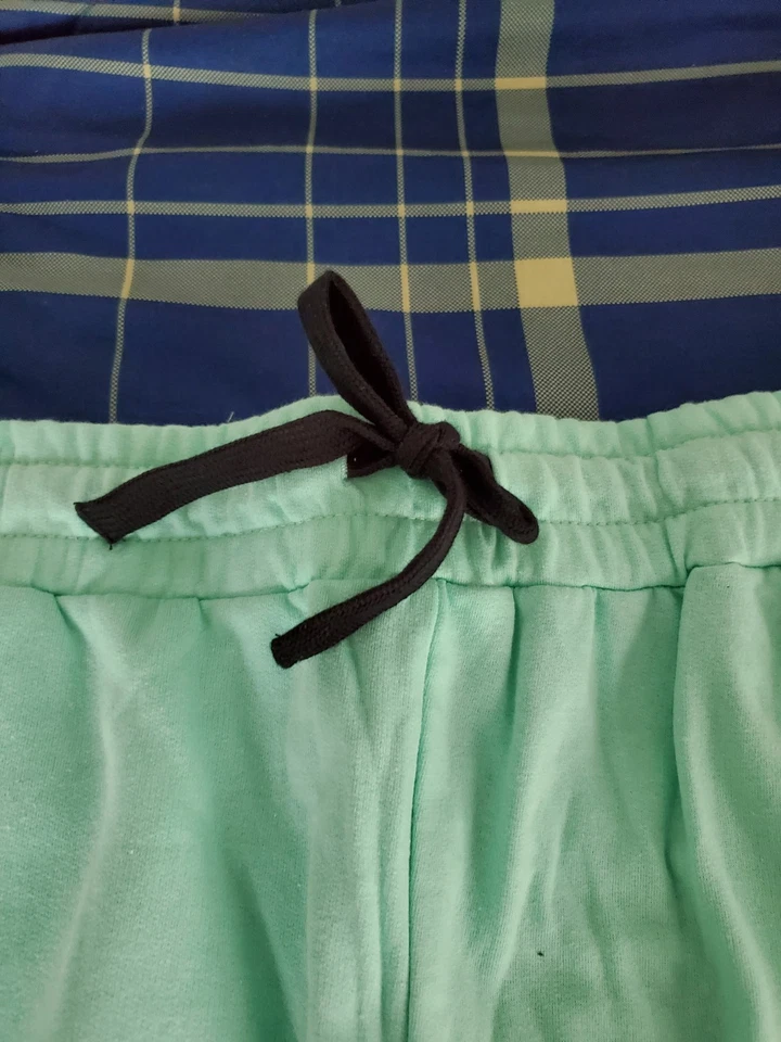 Neff Sweat Shorts (NWT!!) - Image 4 of 4
