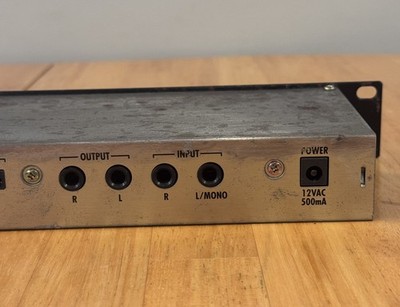 Zoom RFX-2000 Digital Reverb Multi-Effects Processor Rack Mounted