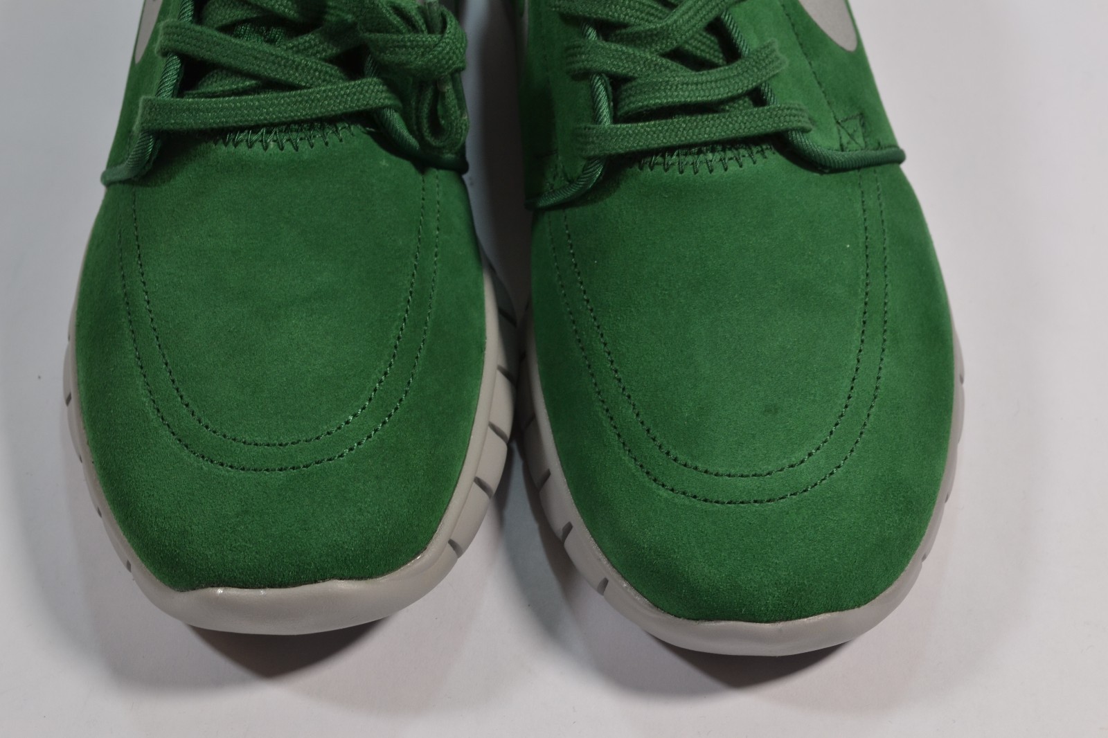Size 8.5 - Nike SB Stefan Janoski Max 