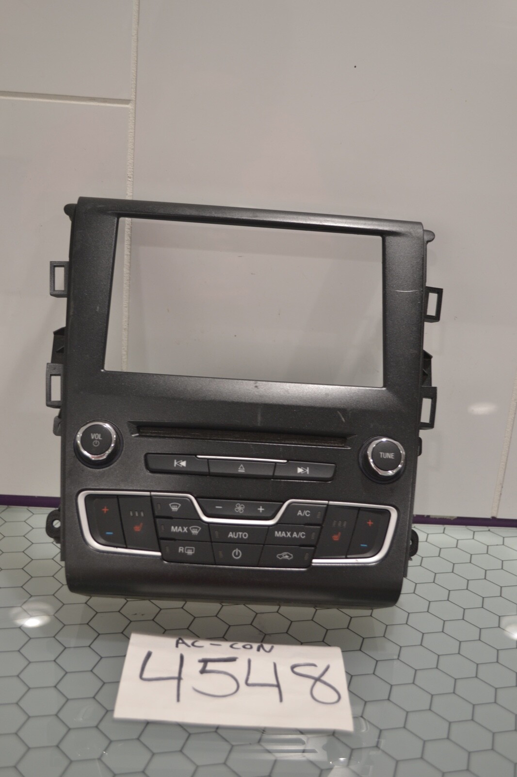 17 18 19 Ford Fusion Radio AC and Heater Control Used Stock #4548-AC