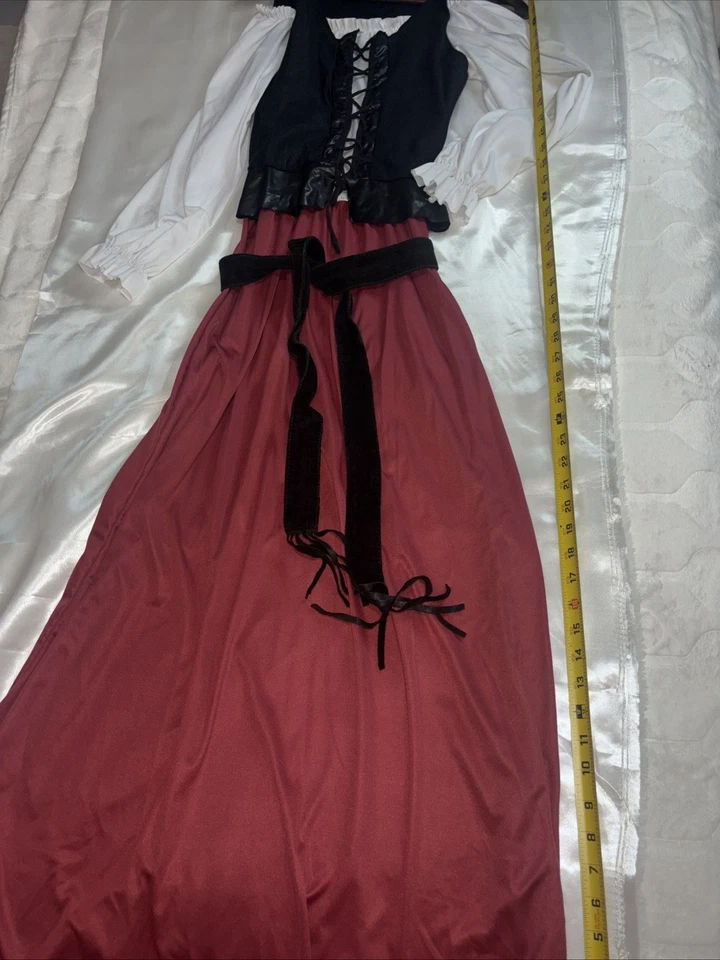 PIRATE WENCH, LONG DRESS COSTUME + CROSSBONES LEATHER - Image 2 of 4