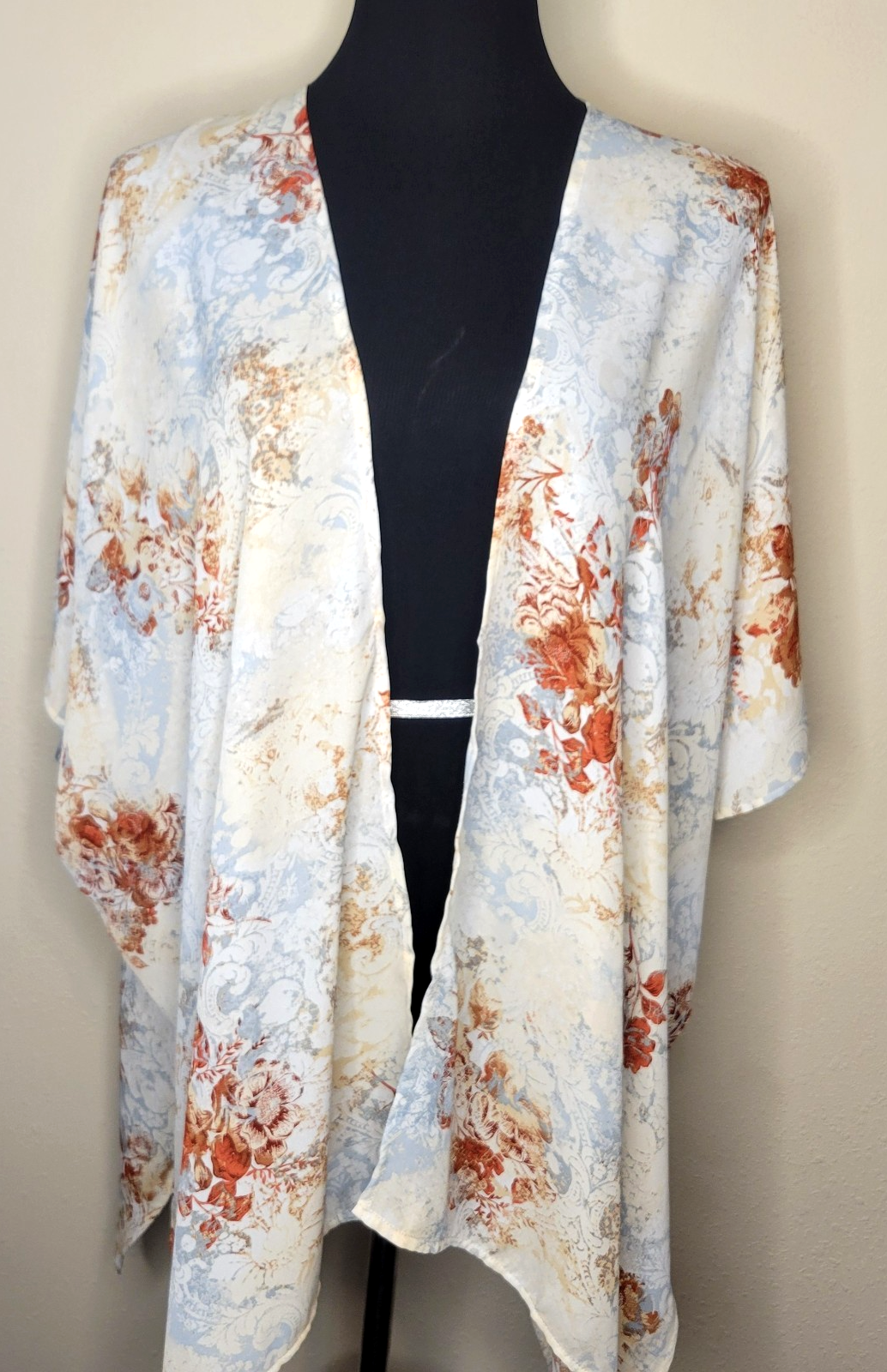 Maurices One Size Kimono Cream Floral Print Cover Up 1/2 Sleeve Open Front Flowy