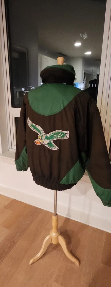 CHAQUETA ACOLCHADA DE GANSO TRIPLE GRASA PHILADELPHIA EAGLES DE COLECCIÓN CAPUCHA GRANDE AÑOS 90 CREMALLERA VERDE Foto 2 de 4