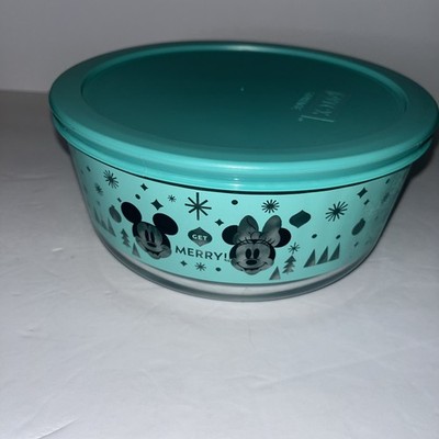 Pyrex Disney, Mickey and Minnie Mouse Glass  W Lid Get Merry Teal