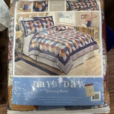 Day & Day Spinning Blocks Quilt Bedding Set