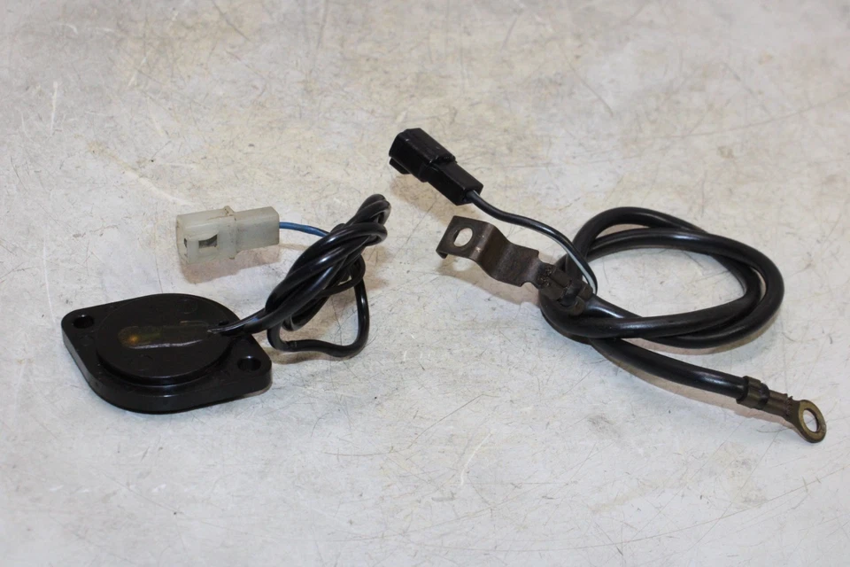 96-98 SUZUKI BANDIT 600 GSF600S SENSOR DE INTERRUPTOR NEUTRO FABRICANTE DE EQUIPAMENTO ORIGINAL - Imagem 4 de 4