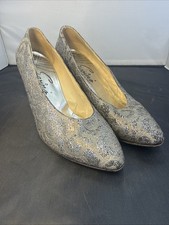 6/15. Vintage David Evins Silver Heel With Black Lace Overlay Size 8 B Italy