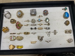 VTG 37 Piece Costume Jewelry Ring Lot Some Silver ? Rhinestone Gemstone READ IT